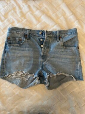 Levis Light Blue Distressed Denim Button Up Women's Shorts size 29